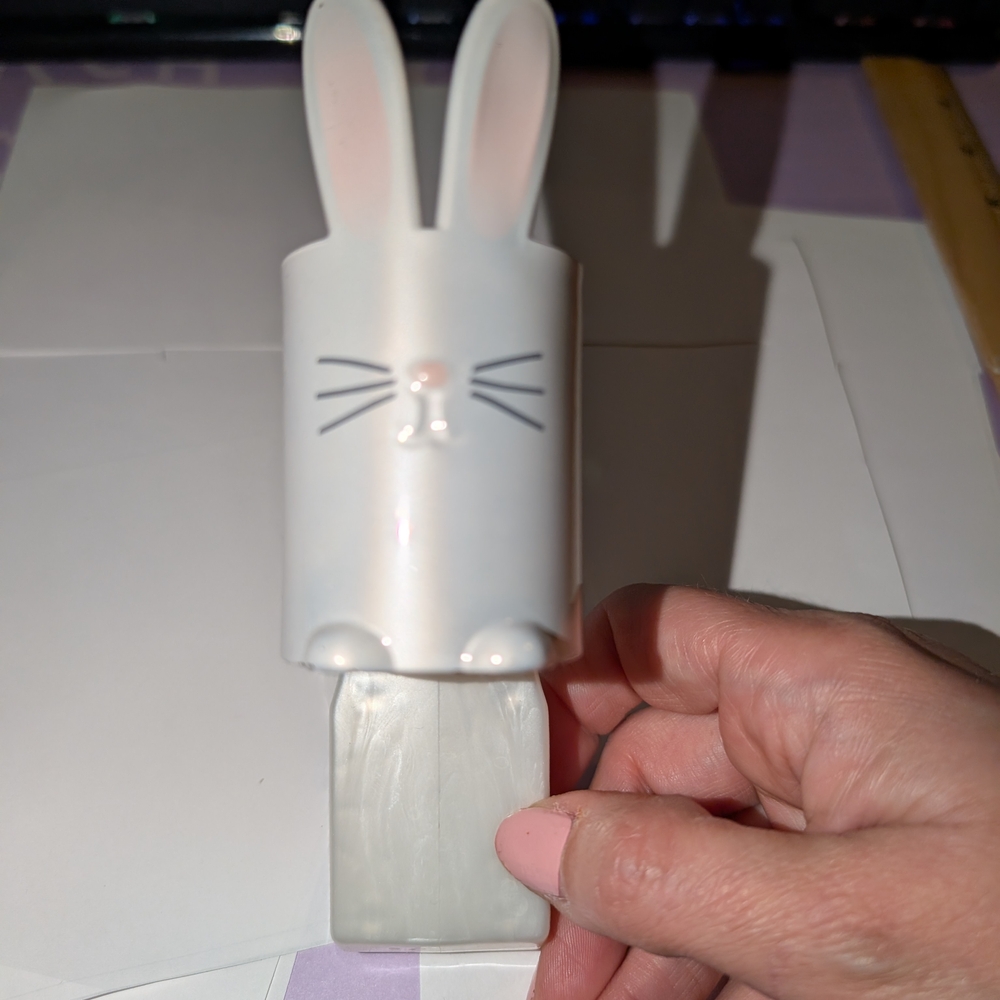 ~Bath And Body Works Easter Bunny Wallflower